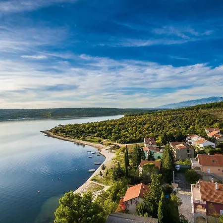 Prázdninový dům House Danica *