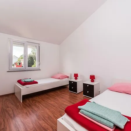 House Danica Obrovac