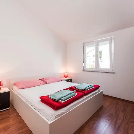 House Danica Сasa de vacaciones *