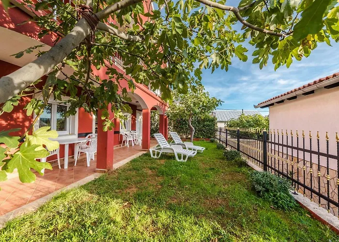 Vakantiehuis House Danica *